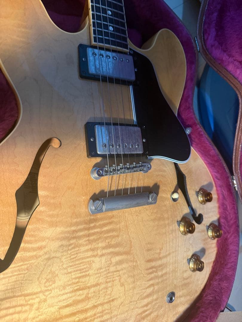 Gibson ES-335 Natural figured top 1／25まで