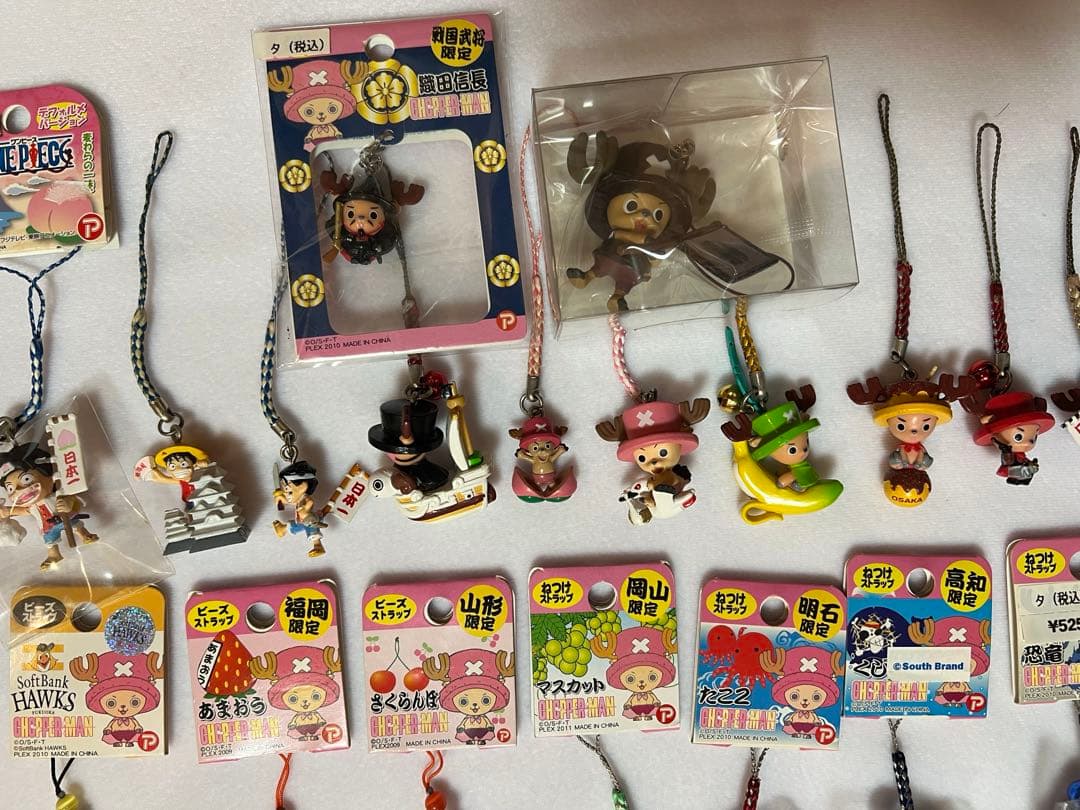 （ご当地キーホルダー）26体　ONE PIECE チョッパー23体+ルフィ3体
