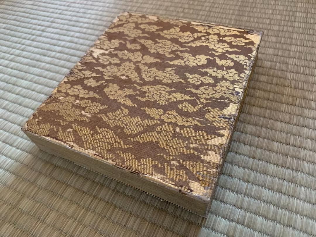 三十六歌仙 純金装飾 金襴表紙 和歌折帳 36面