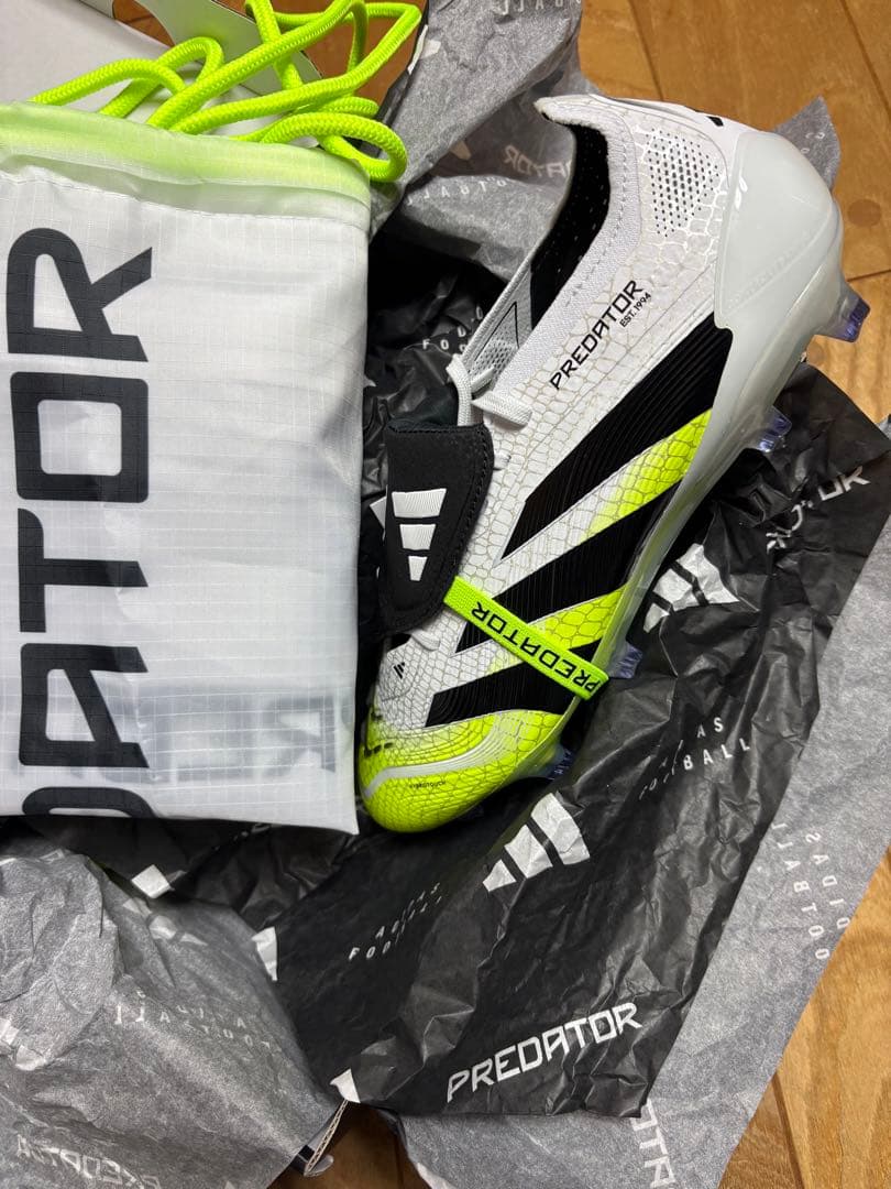 新品　特価　限定品　アディダス　プレデター Elite FT FG 25cm