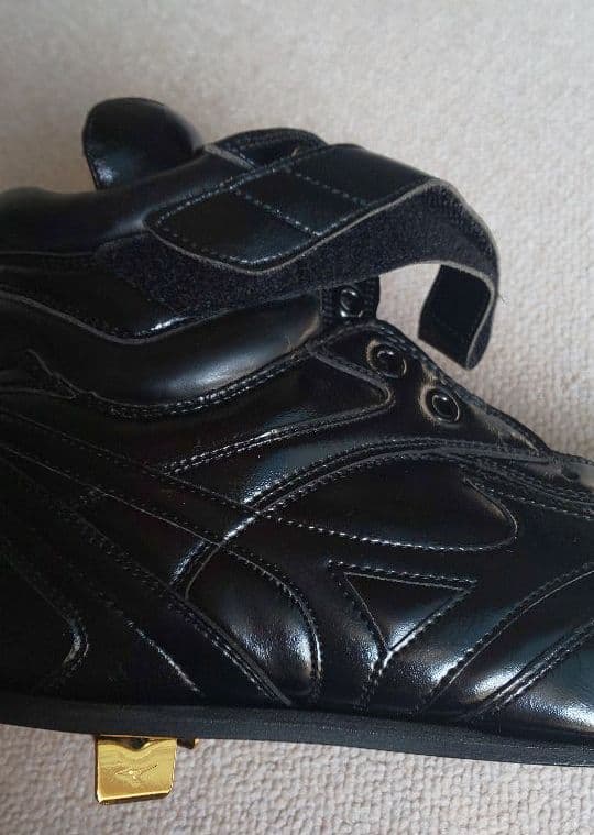 ミズノ　野球スパイク 26.0センチ ビクトリーステージ  ハイカットスパイク