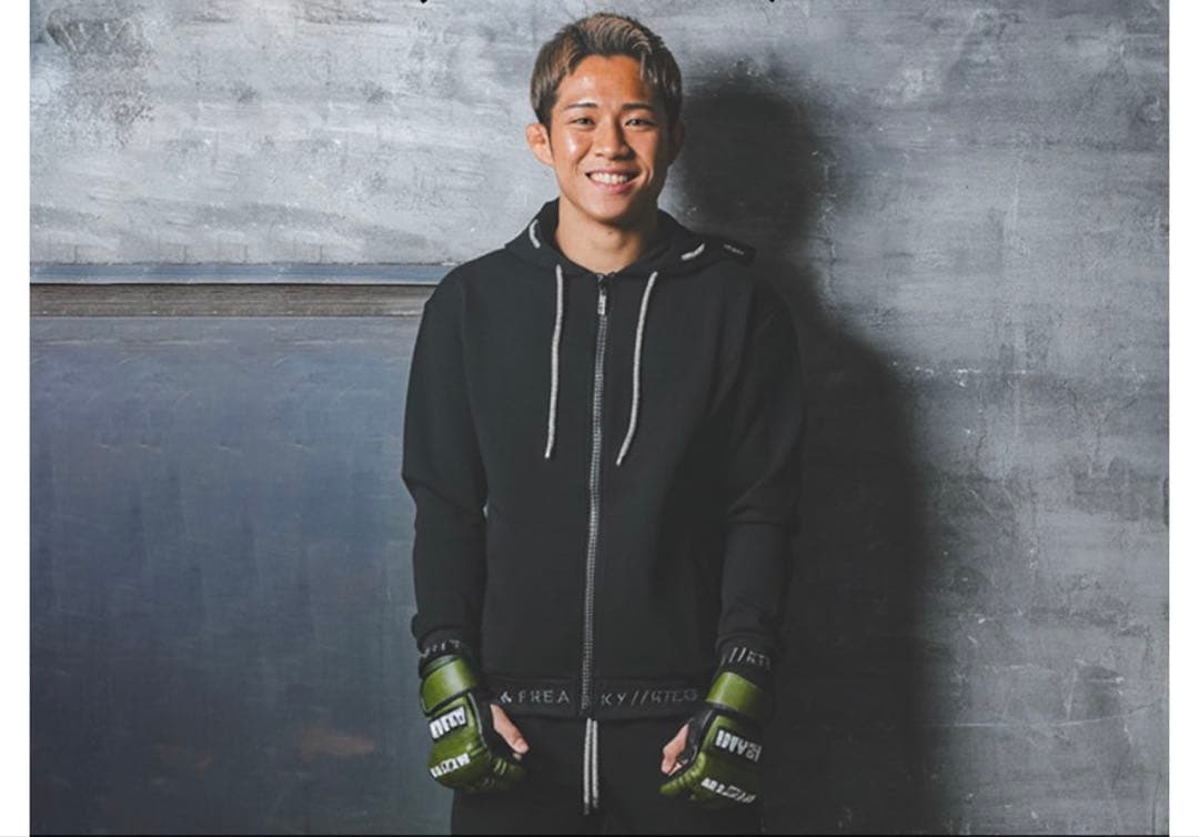 RIZIN 秋元強真サイン入り オープンフィンガーグローブ S