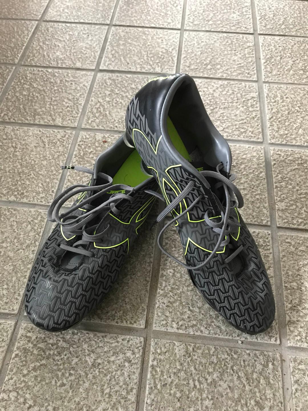 アンダーアーマー スパイク 28cm