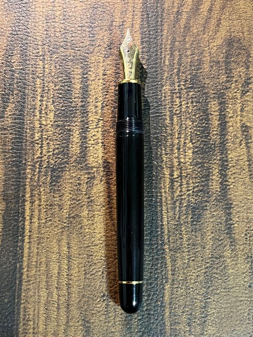 14K #3776 PLATINUM センチュリー 万年筆 極細