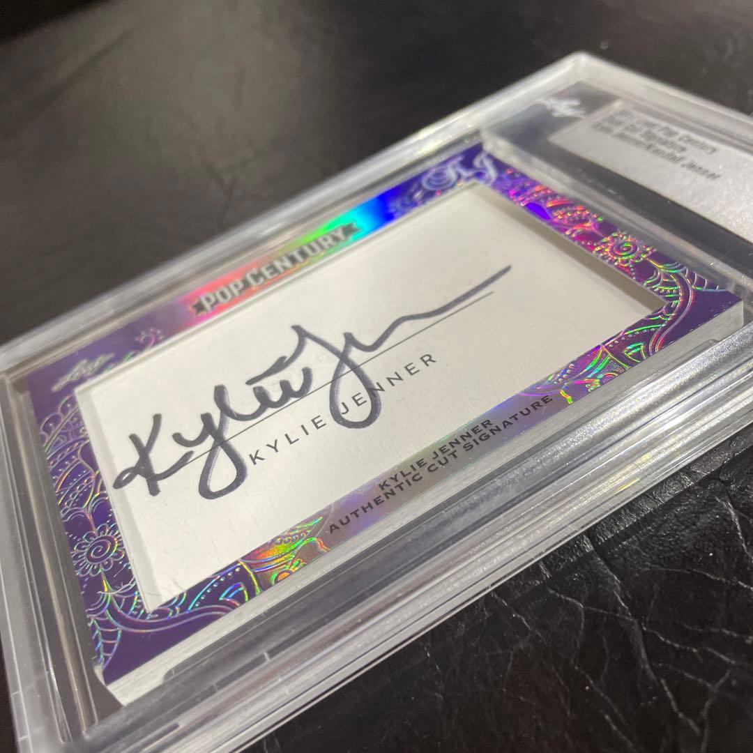 Kylie & Kendall Jenner サイン￼！Kardashians