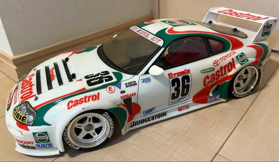 ラジコン　ボディ