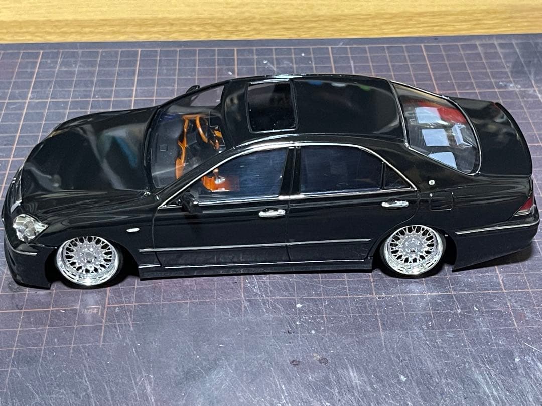 1/24 アオシマ製★18クラウン★完成品