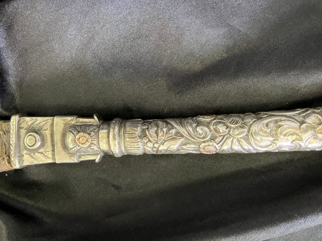 銀の鞭　オークション