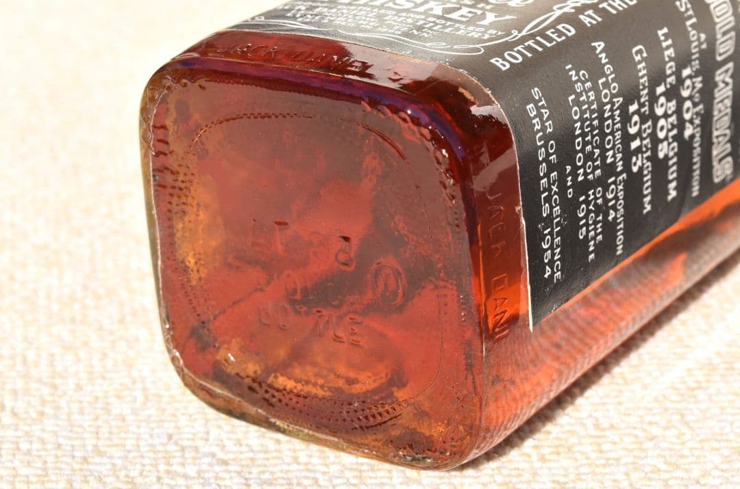 希少！■ ジャックダニエル 旧ボトル IMPERIAL QUART 赤紙封印 ■