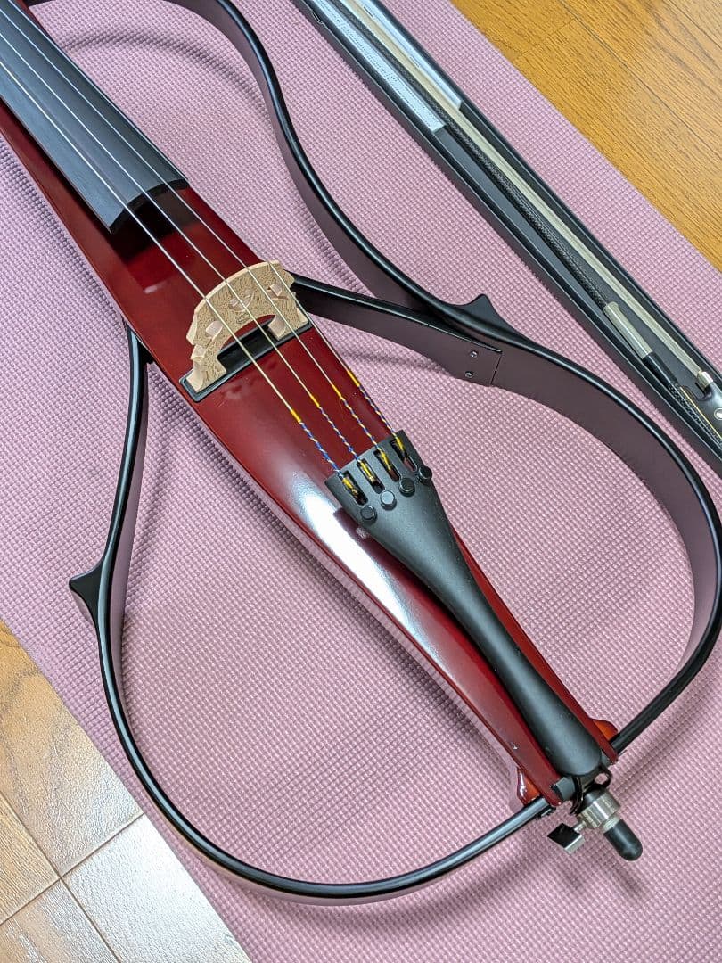 ヤマハ　サイレントチェロ　SVC110　ケース　付属品付き　美品　使用感少なめ