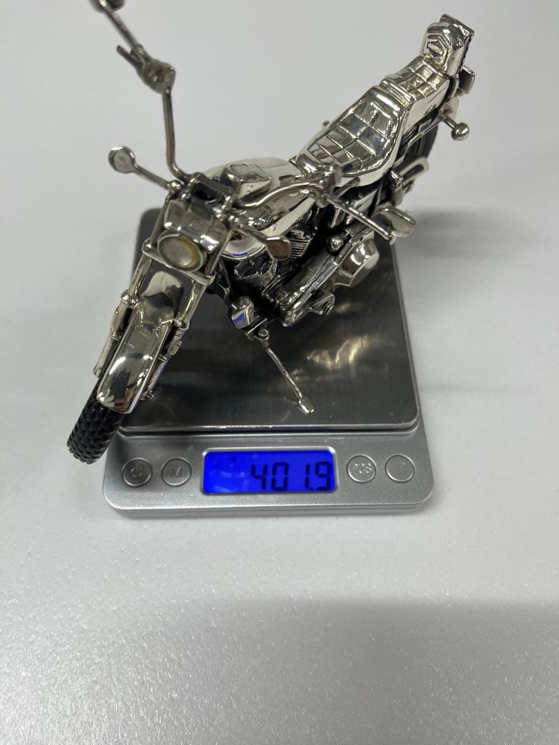 純銀　ハーレー　置物