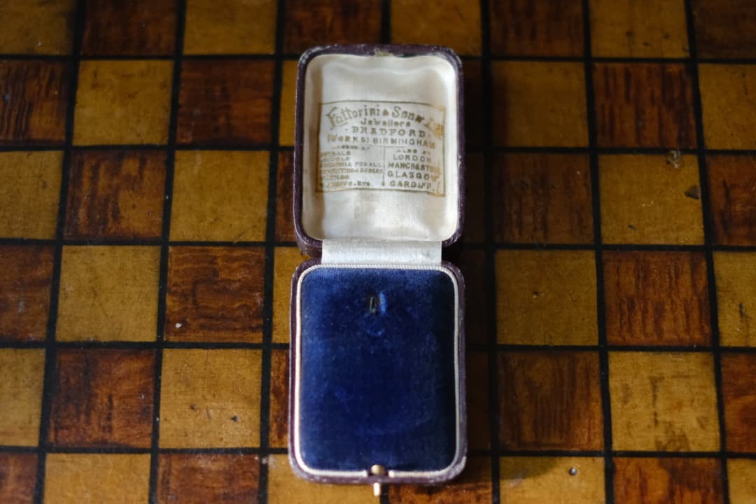 イギリスアンティーク｜ジュエリーボックス（38）