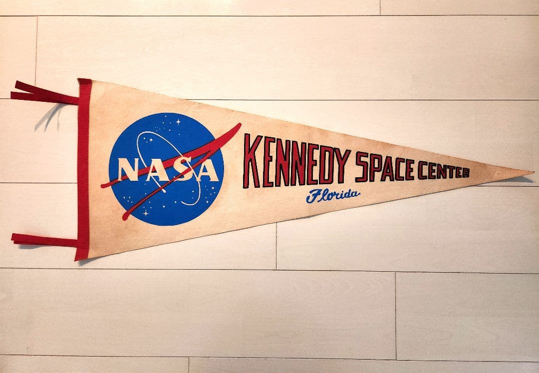 ７０年代NASA ケネディ宇宙センター ペナント&ポストカード