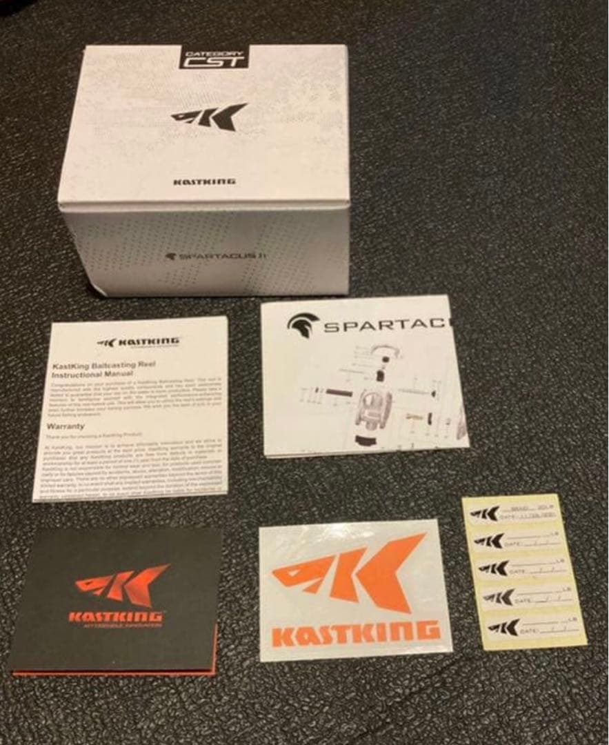 替スプール(浅溝)付！　新品　黒　カストキング　スパルタカス2 kastking