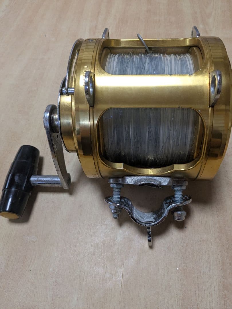 PENN INTERNATIONAL II 80T 釣り リール ゴールド