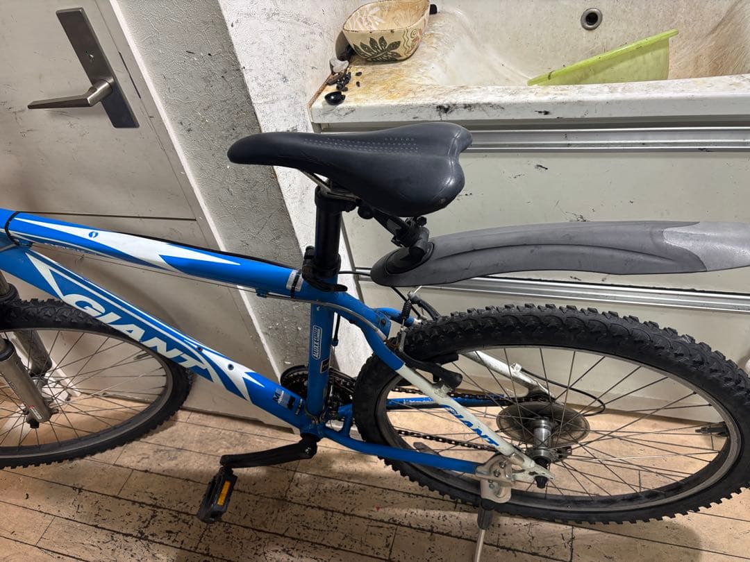 GIANT ROCK 3 ジャイアント　マウンテンバイク 青