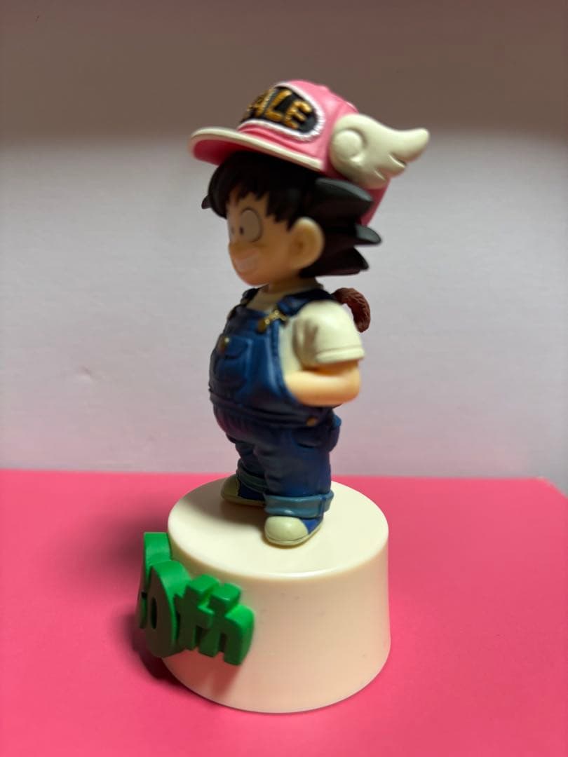 ボンボンさん専用です‼️ アラレちゃん 30周年記念フィギュア　 悟空