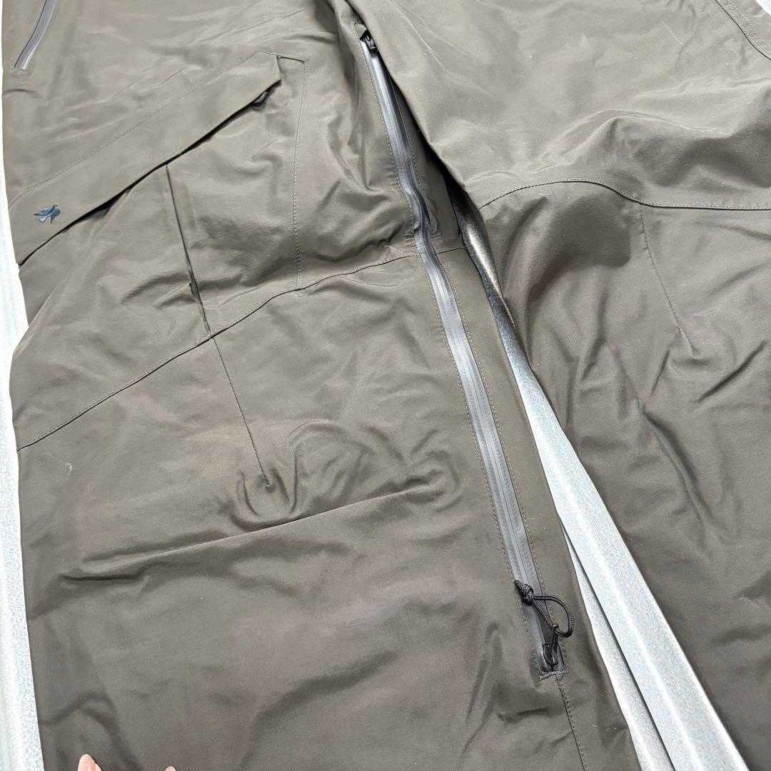 未使用　グリーンクロージング　スノーボードウェア　パンツ　スノボウェア　ボトムス