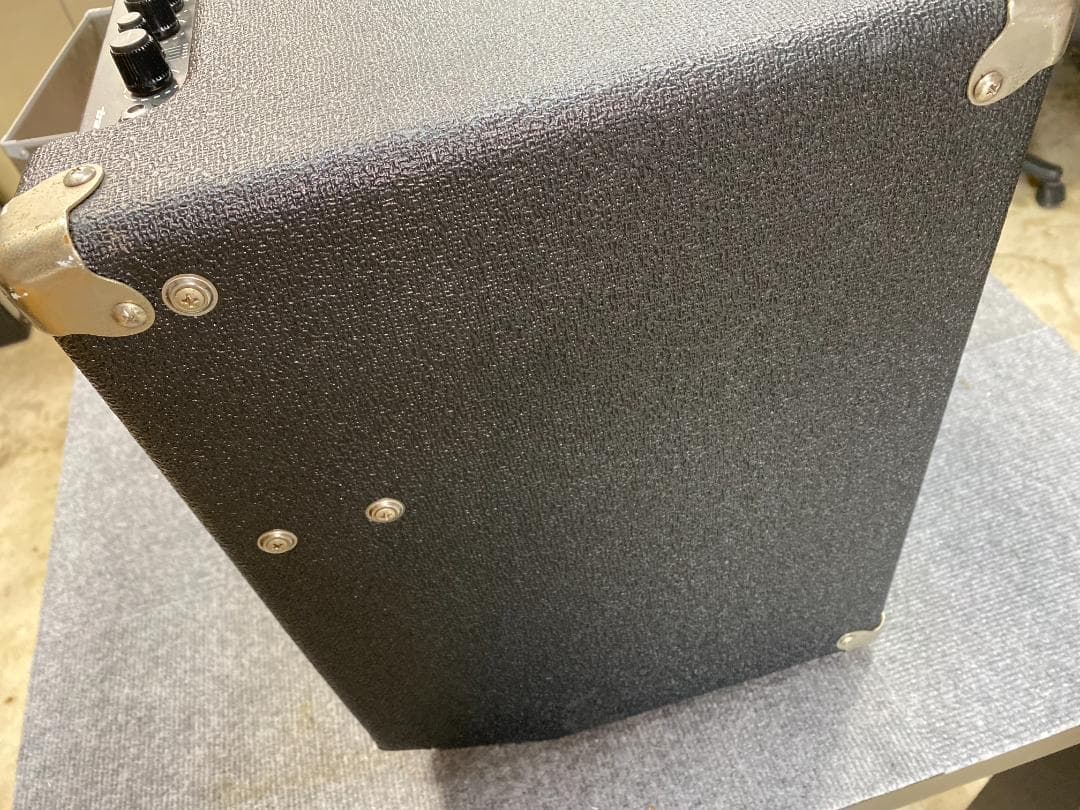 Ampeg アンペグ BA-112 ベース用 アンプ コンボアンプ