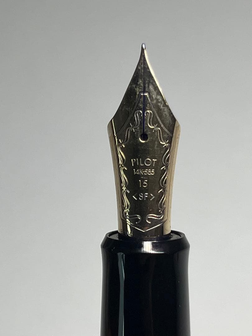 ※専用　PILOT CUSTOM 743 万年筆 14金 SFソフトファイン