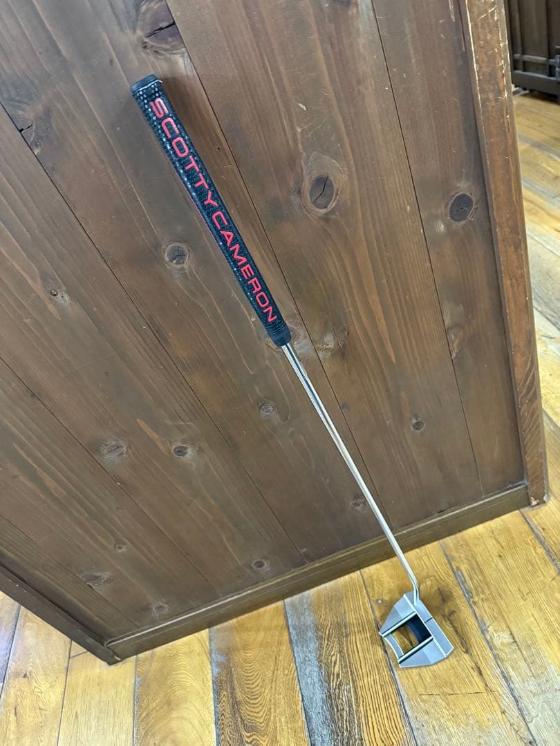 SCOTTY CAMERON FUTURA 7M パター　ゴルフ