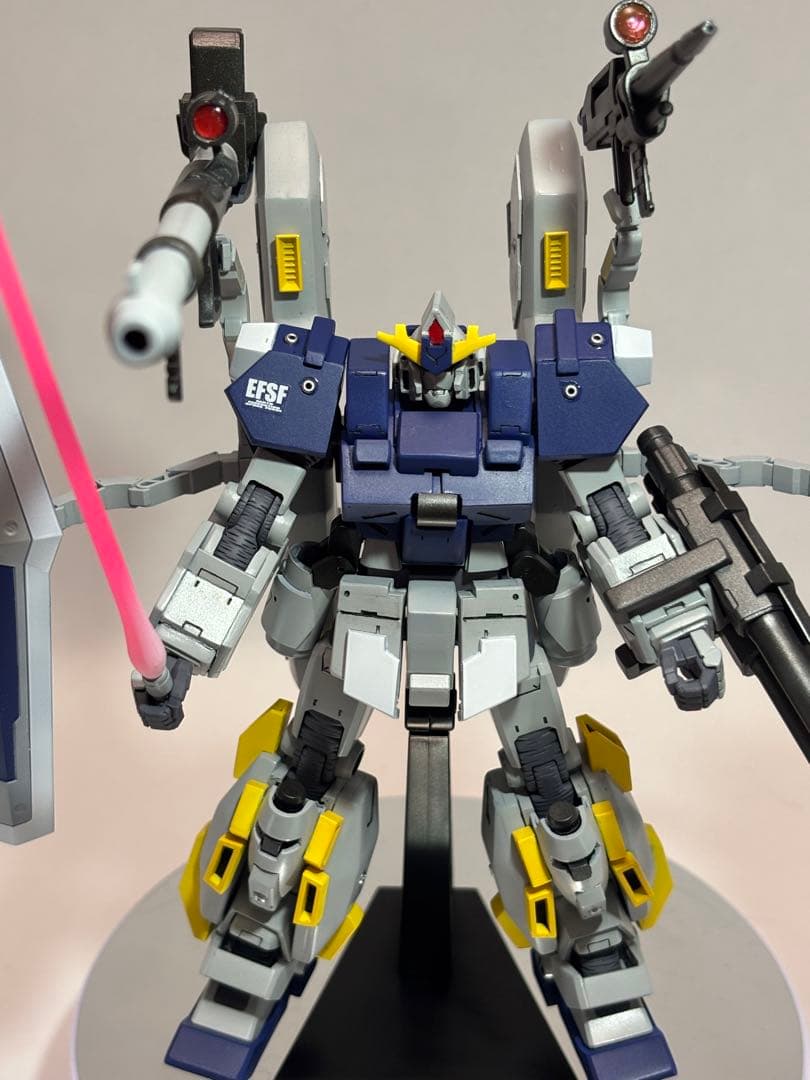 HG 機動戦士ガンダムサンダーボルト　ブルG塗装完成品