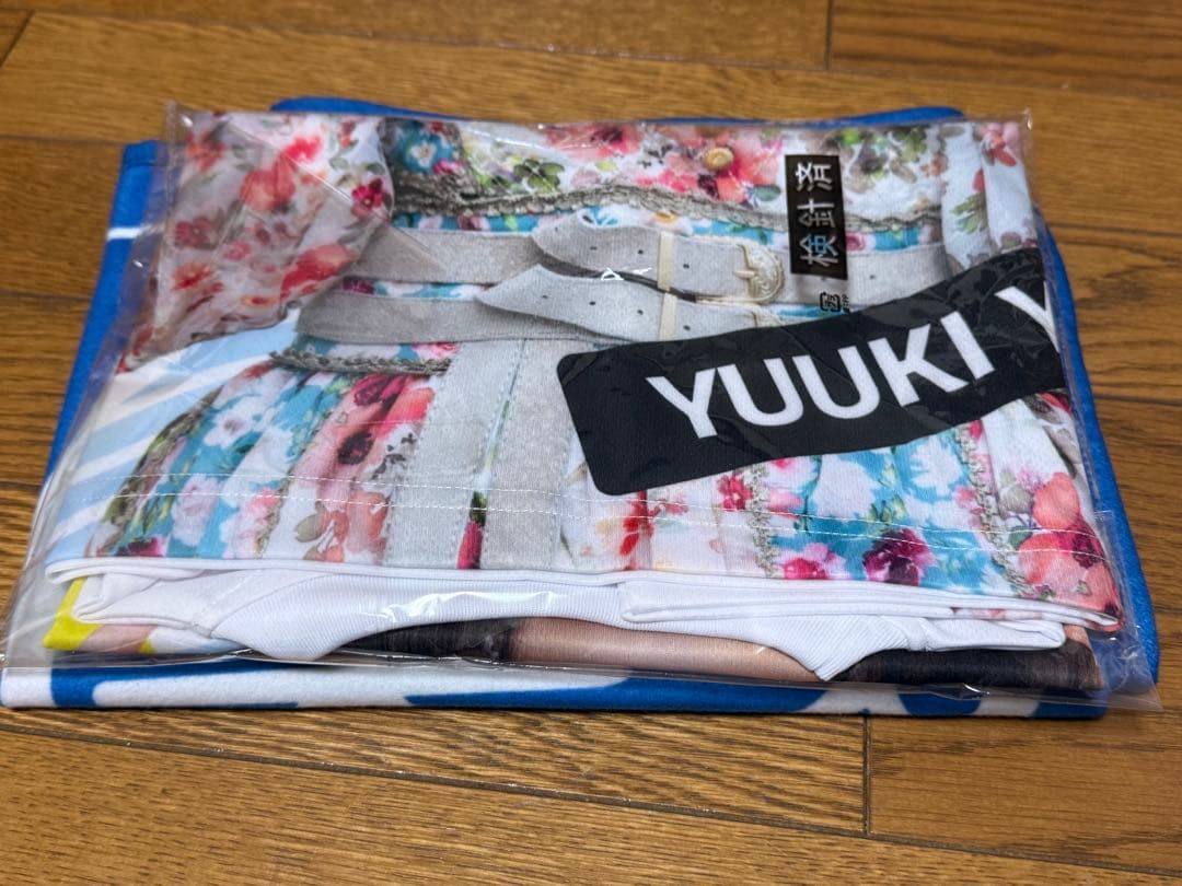 ぐ*ん様 乃木フェス　元乃木坂46 与田祐希　直筆サイン入りTシャツ