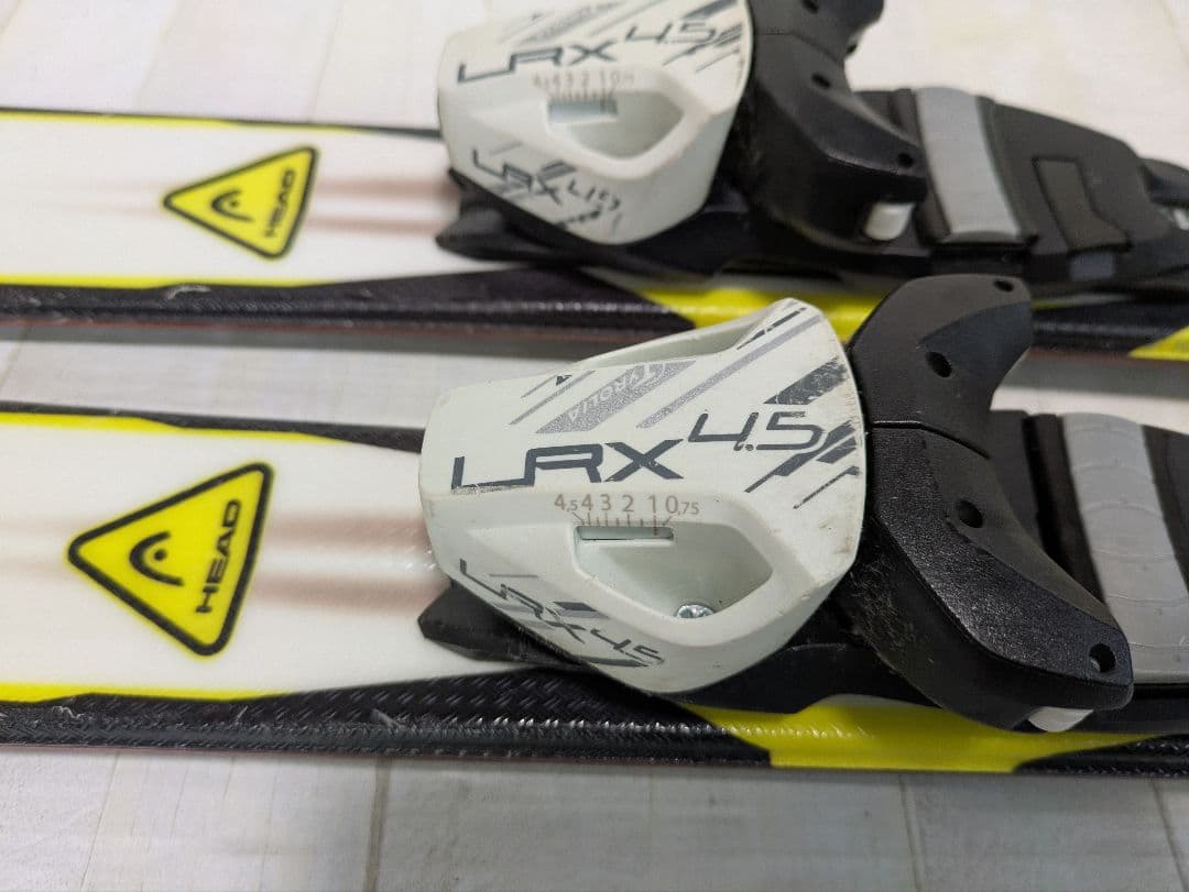 HEAD　SUPERSHAPEスキー板　ブーツ・ストック　ジュニアスキーセット