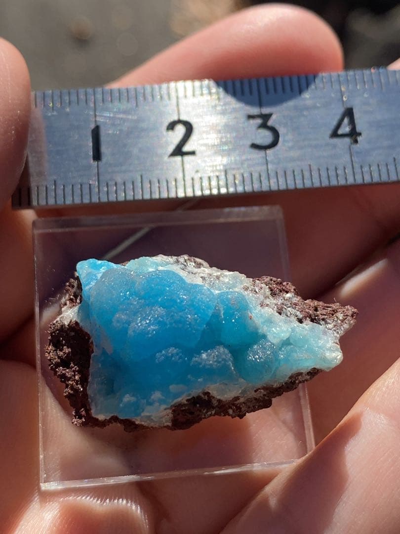 ヘミモルファイト コンゴ産 ブライトブルー 結晶 原石 透け感良好 鉱物標本1