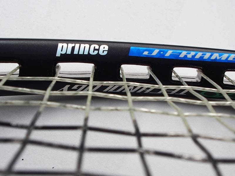 プリンステニスラケットPrince EXO3 Black 100T G1