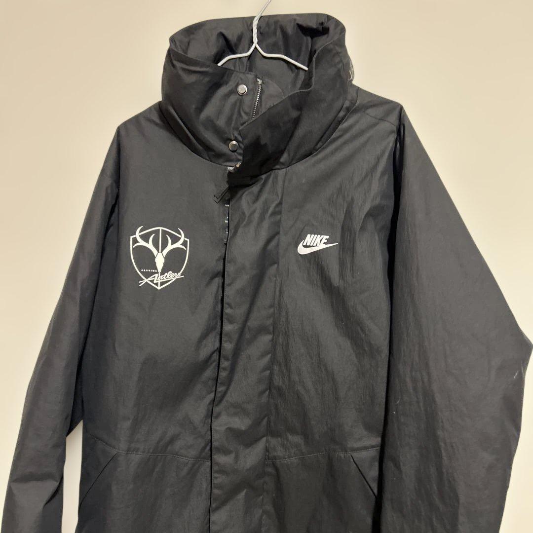 【ナイキエアマックス×鹿島アントラーズ】中綿ベンチコート　ブラック　ナイロン　Ｌ