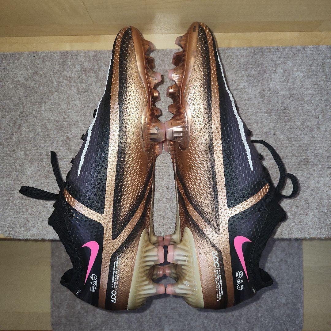 ナイキ ファントム GT2 エリート FG