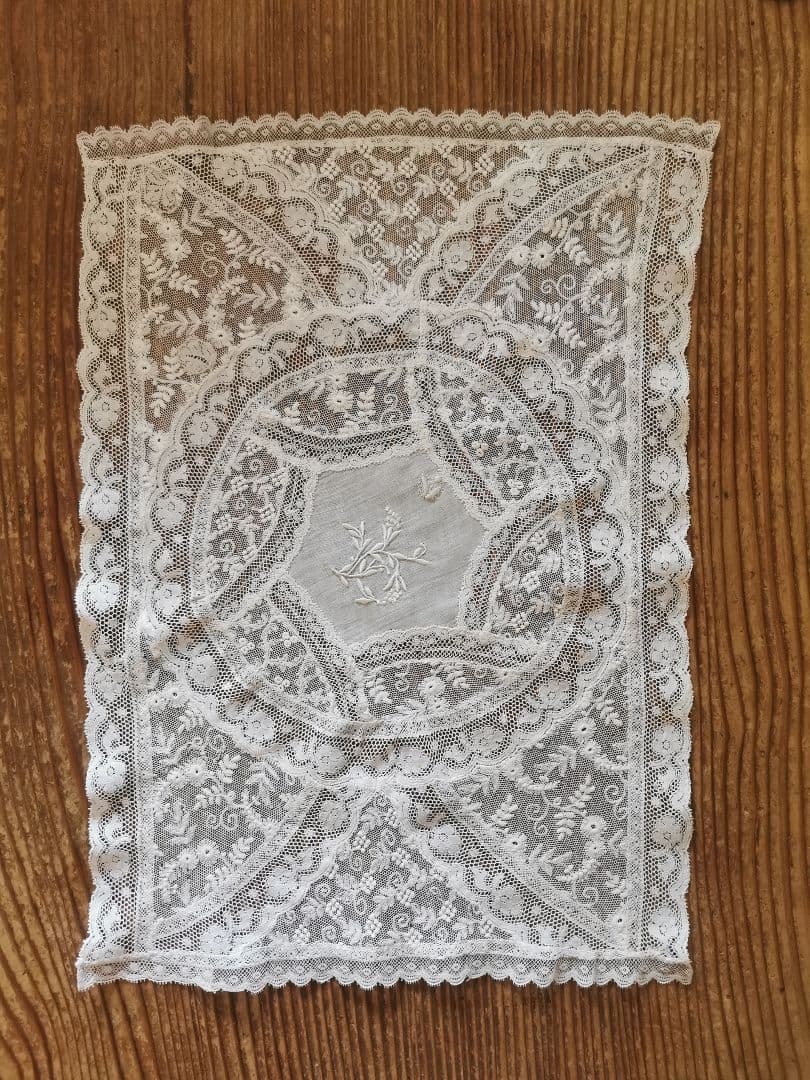 アンティークフランス ノルマンディーレース アップリケ タンバーチュールランナー