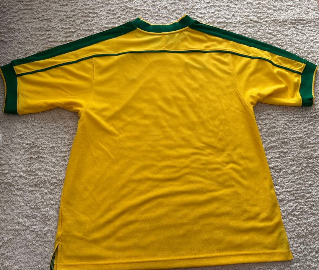 1998年FIFAワールドカップフランス大会ブラジル代表ホームユニフォーム復刻