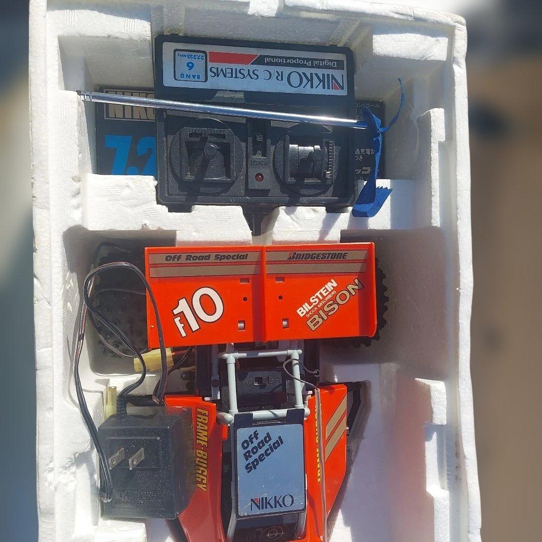 Nikko BISON F10 1/10スケール バギー