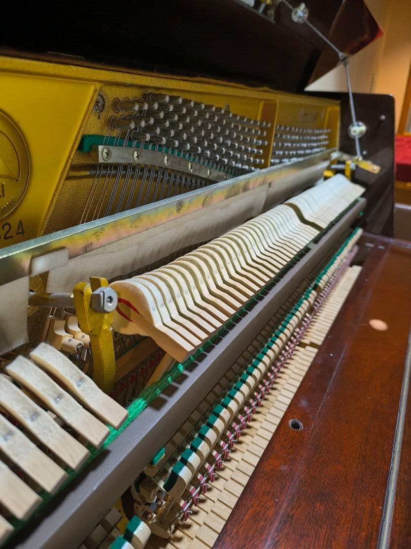 【希少/調律整備済】コンパクト アップライト ピアノ