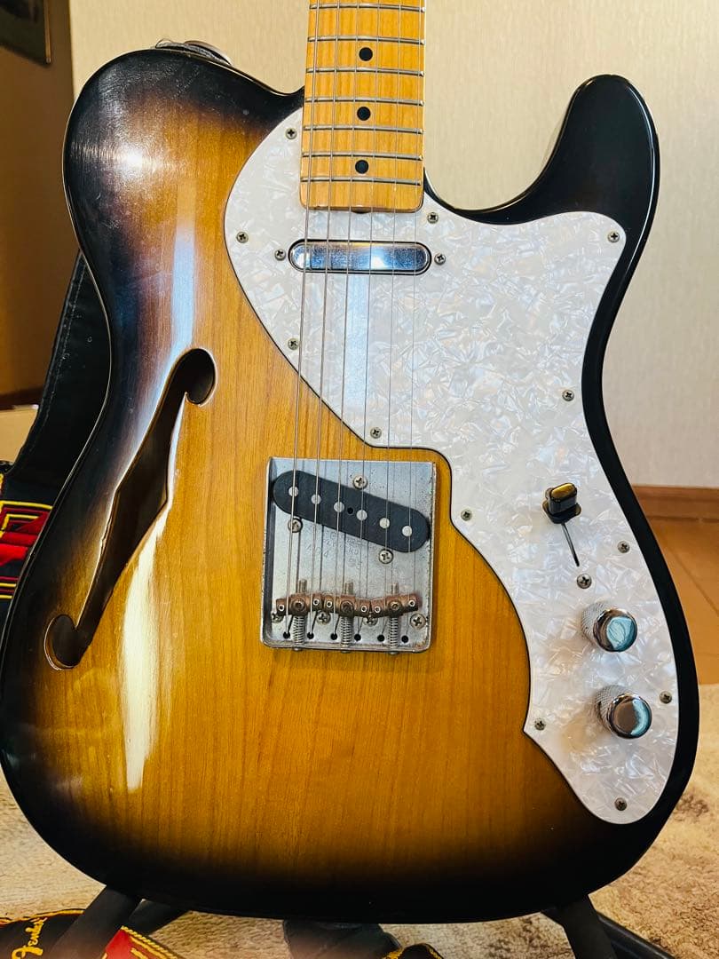 Fender Telecaster Thinline シンライン