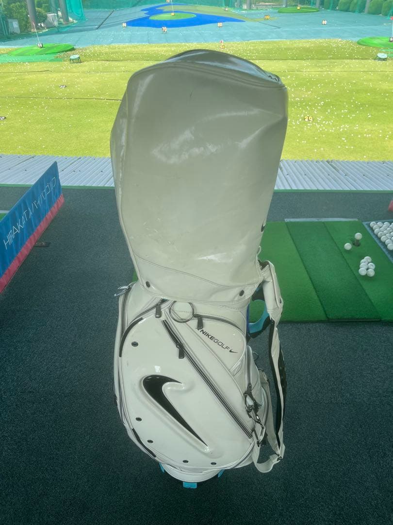 Nike 廃盤エナメルキャディバッグ ツアースタッフモデル