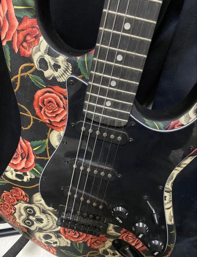 特殊加工 Skull&Roses Blackparts エレキギター