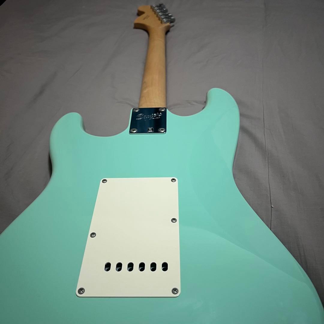 美品 Squier Affinity Stratocaster エレキギター