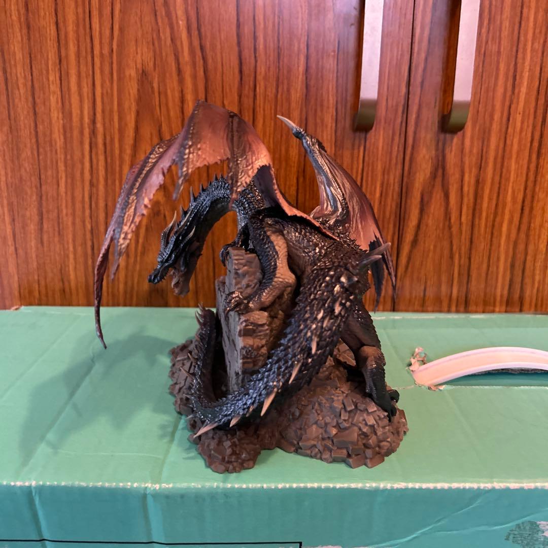 う*ぃ様 ミラボレアス　一番くじ　フィギュア　ラストワン賞