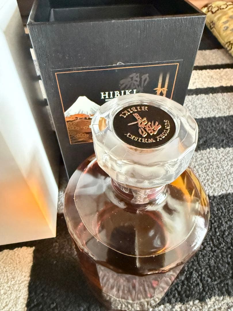 Hibiki 21年 ウイスキー クリスタルボトル