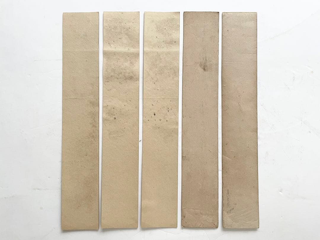 歌人　大田垣蓮月　肉筆　直筆　書　和歌　短冊　5枚　五句　蓮月尼　表具なし