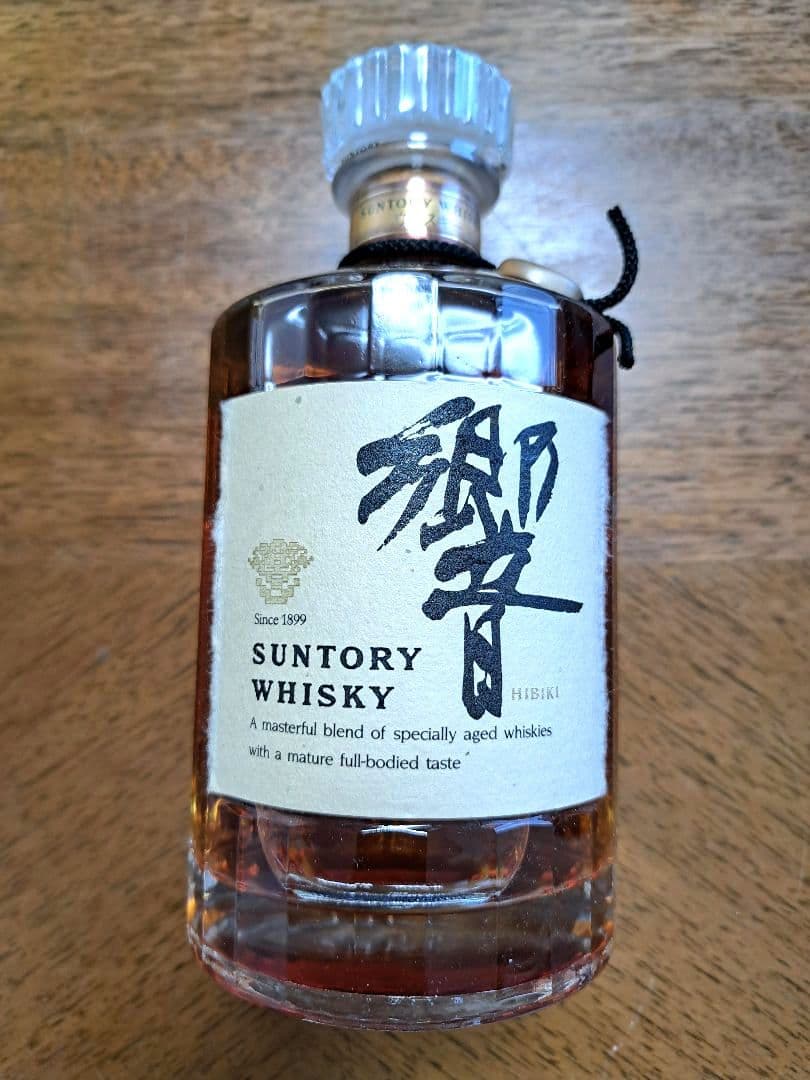 Jaja Suntory 響 ウイスキー 古酒 裏ゴールドラベル