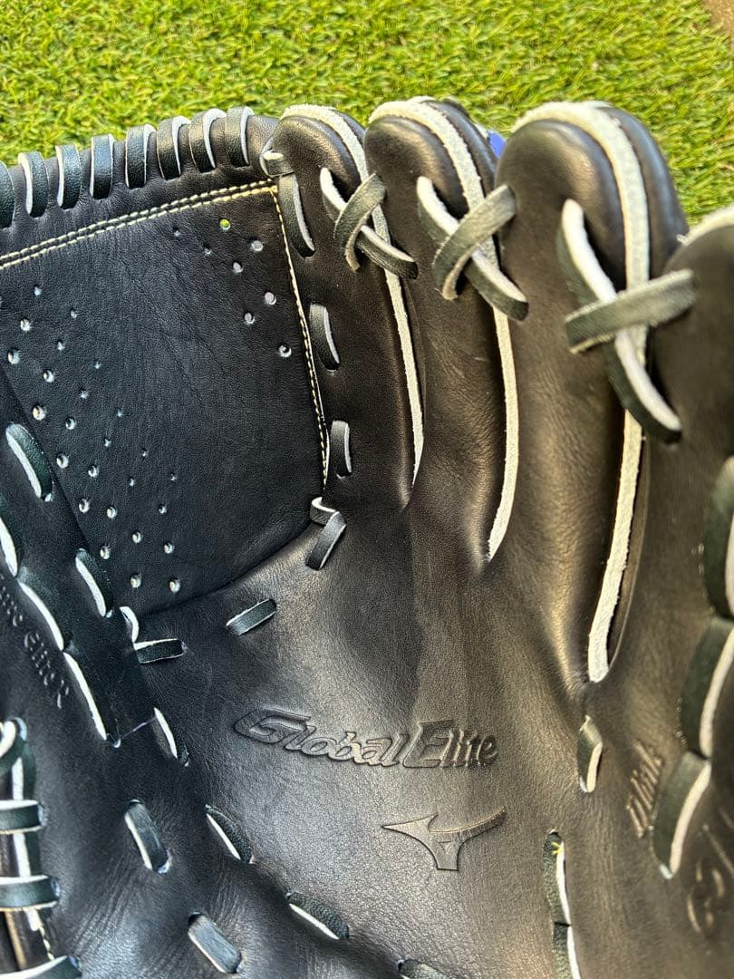Global Elite ブラック 少年軟式グローブ　ミズノ 投手　右投げ