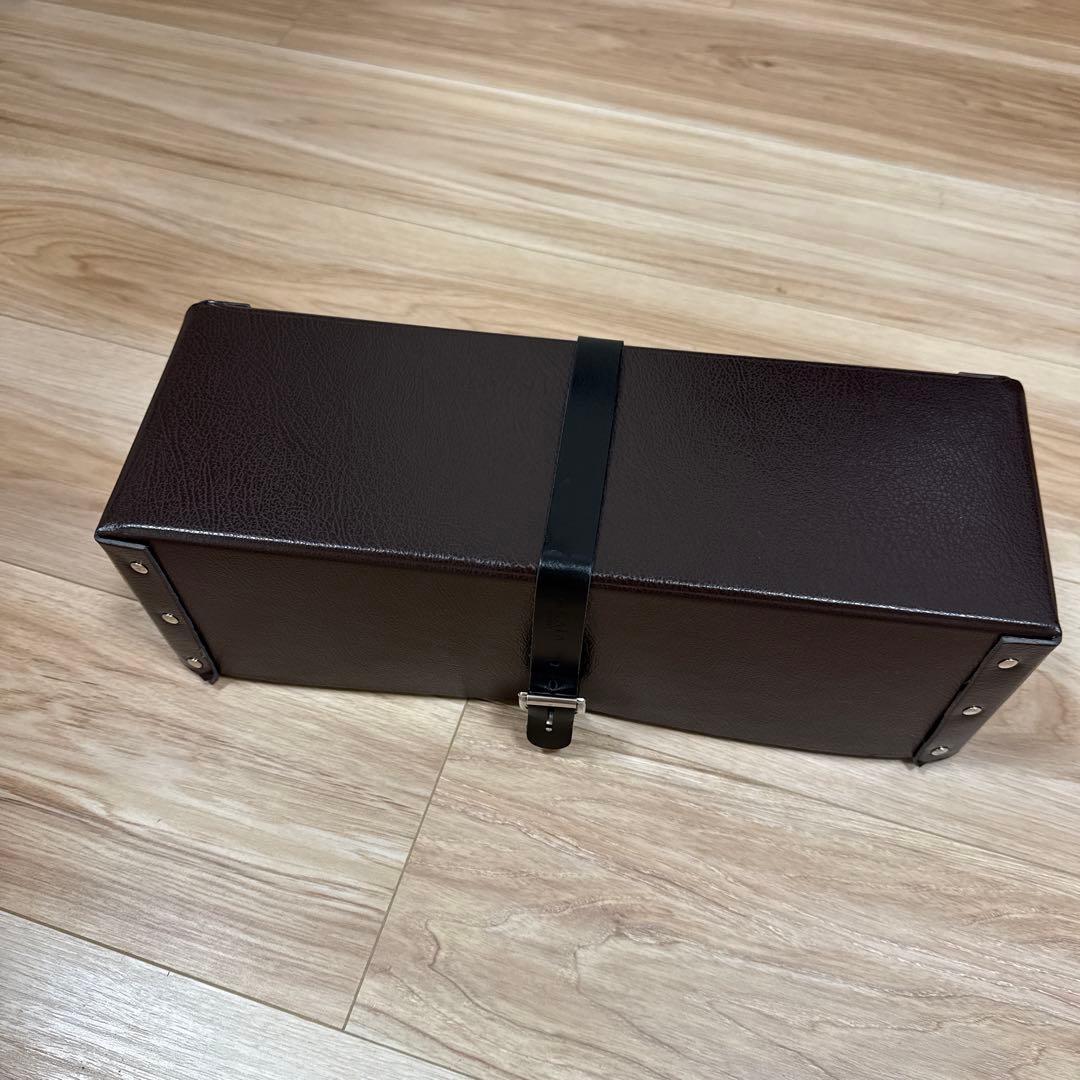 アライア　シューズボックス　ストラップ付き　牛革　収納ケース　alaia