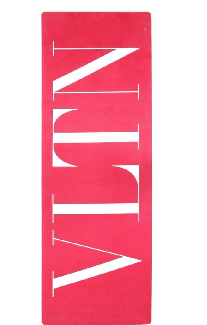 【未使用品】Valentino東京コレクション VLTNロゴ ヨガマット