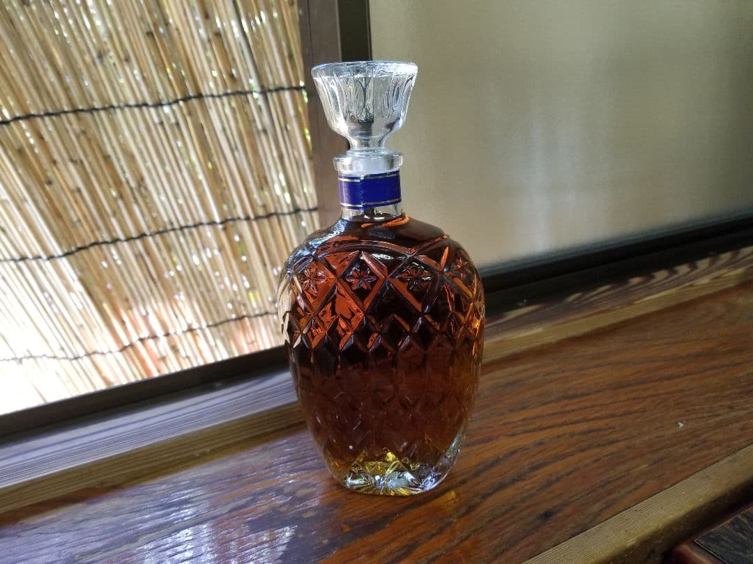 40年ものヴィンテージ！クラウンロイヤル15　皇族献上酒世界No.１ウィスキー