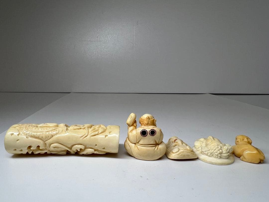 極上　根付など　色々　79g 東K8-0203②