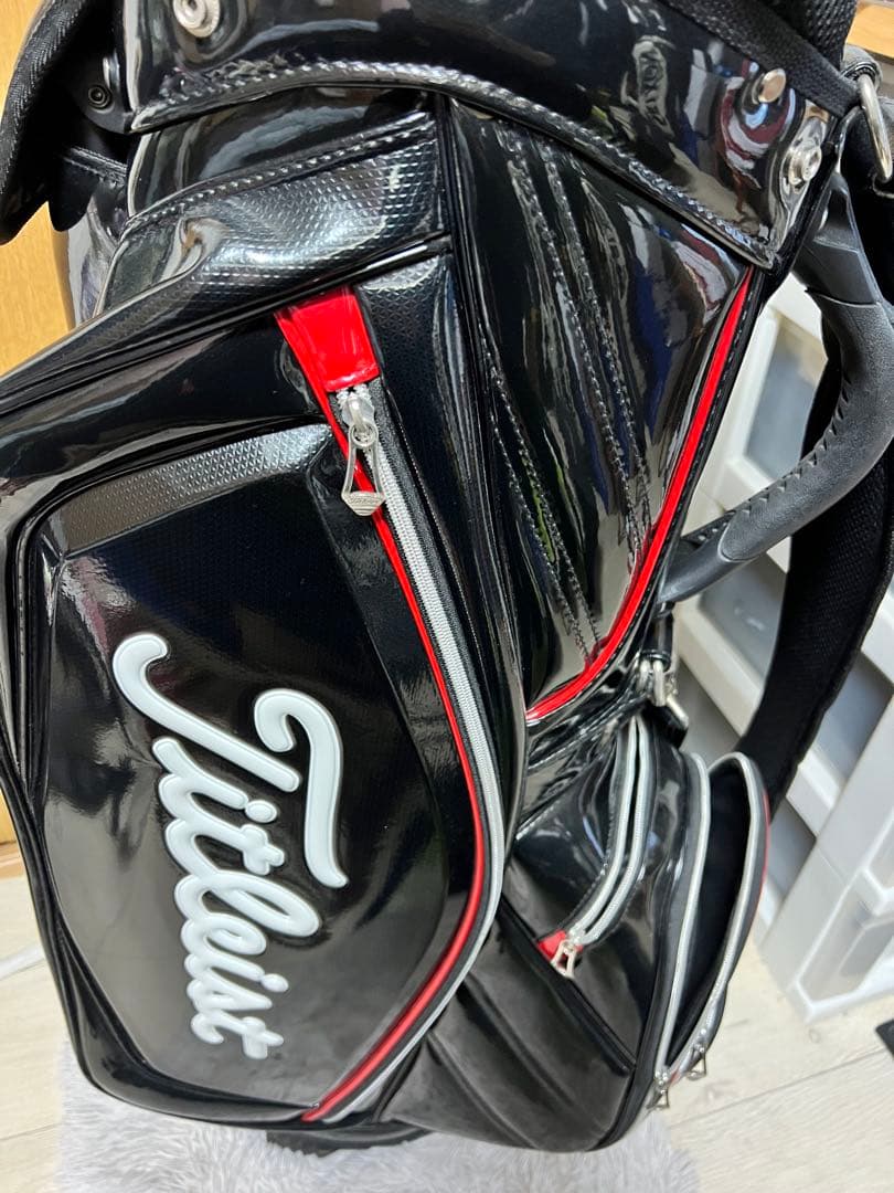 美品 Titleist ゴルフバッグ 黒/赤 エナメル